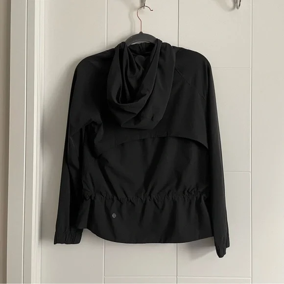 Lululemon Pack it Up Jacket - Picture 10 of 12